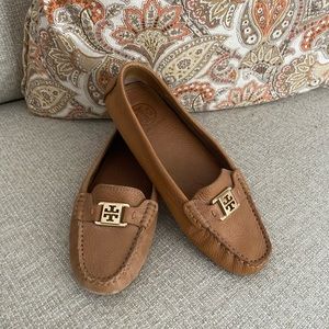 GUC Tory Burch Loafers